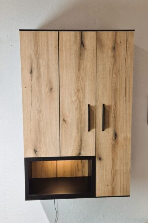 Hängeschrank für Wohnzimmer / Flur in Evoke Eiche / Schwarz mit LED-Beleuchtung