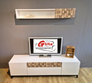 Lowboard TV Schrank in Weiß Matt / Applikation Eiche Holzboden Dekor